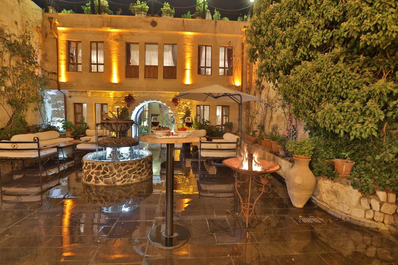 Aja Cappadocia Cave Hotel Urgup Exterior photo