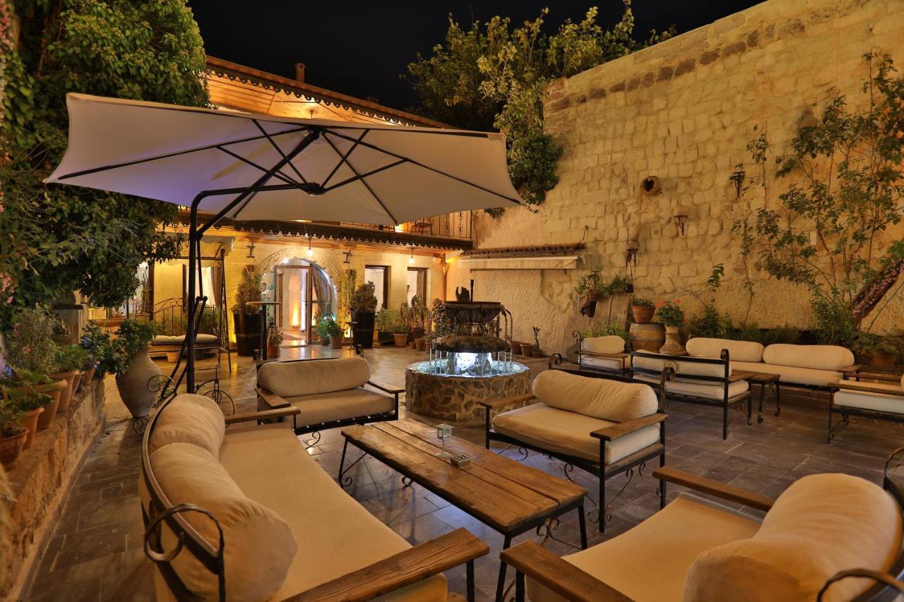 Aja Cappadocia Cave Hotel Urgup Exterior photo