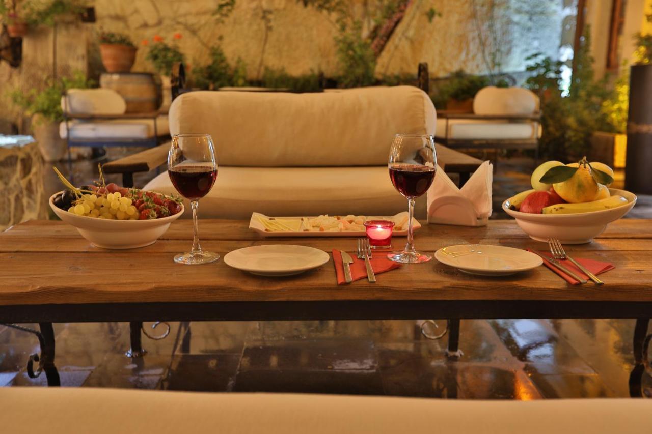 Aja Cappadocia Cave Hotel Urgup Exterior photo