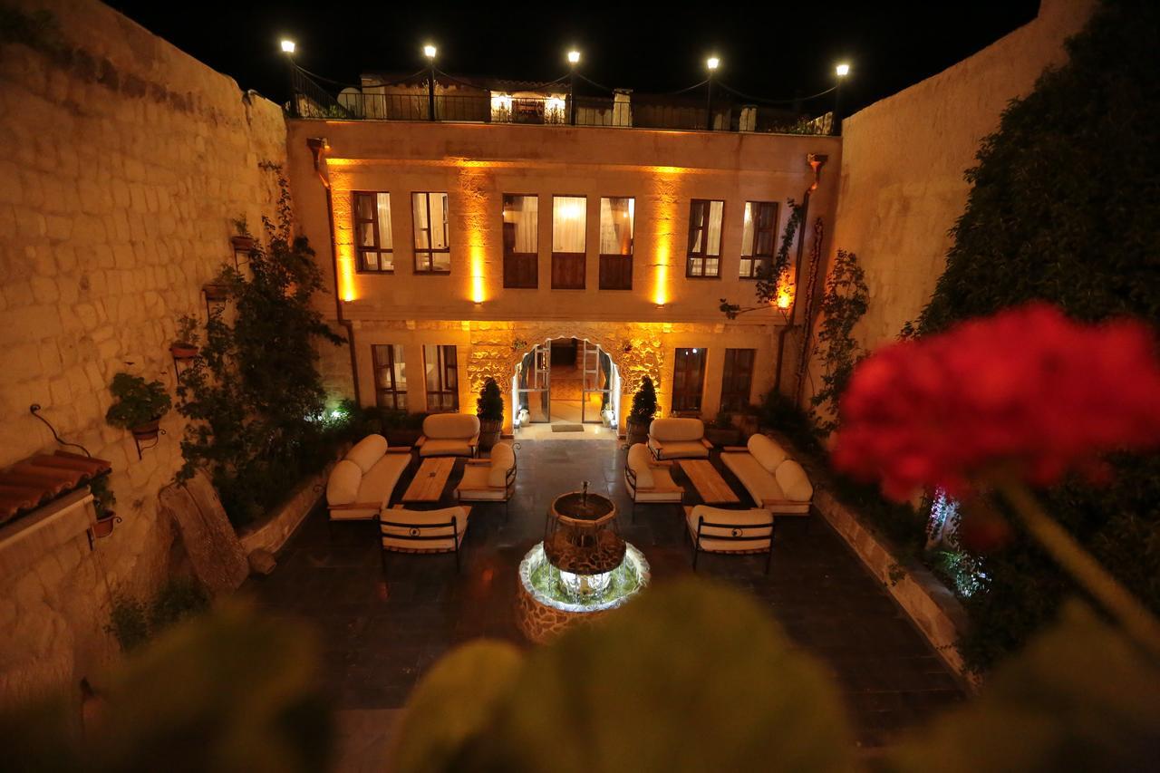 Aja Cappadocia Cave Hotel Urgup Exterior photo